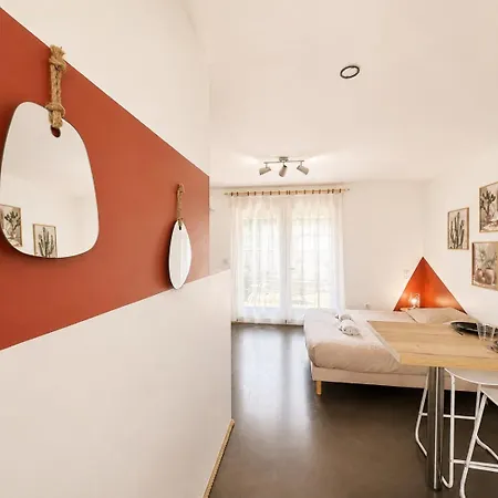 Apartment Le Terracotta - Parking - Arenes - Clim *